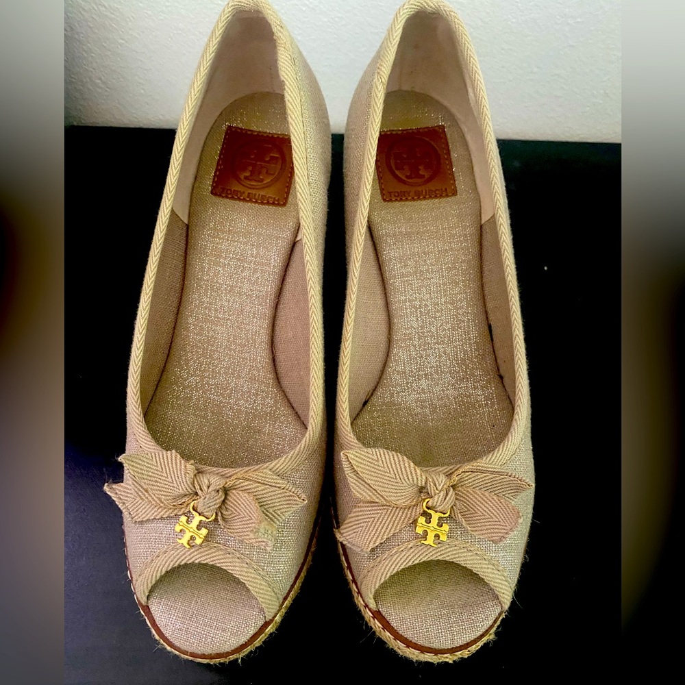 Tory Burch wedges beige canvas -only worn twice